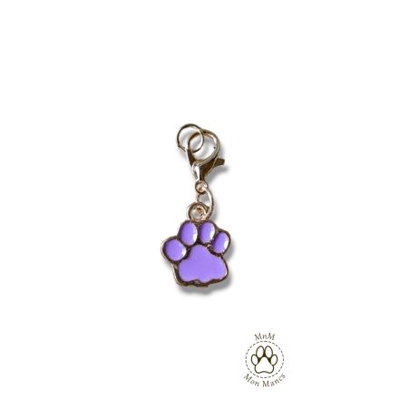 Lila mancs charm